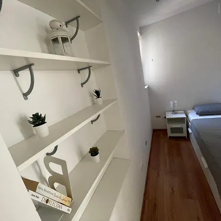 Apartament “jelin Dvor” 3+2, Bacvice, *