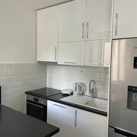 “jelin Dvor” 3+2, Bacvice, Apartamento