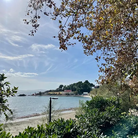 Apartament “jelin Dvor” 3+2, Bacvice,