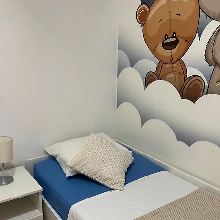 Apartament “jelin Dvor” 3+2, Bacvice,