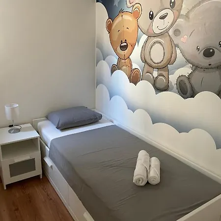 Appartement “jelin Dvor” 3+2, Bacvice, Split